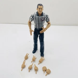 Figura Mattel exclusiva de la WWE John Cone (Árbitro) From the Vault Series 5 Ringside - Imagen 1 de 5