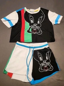 Looney Tunes Womens Small Two Piece Shorts Outfit Tweety Bird - Picture 1 of 19