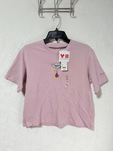 Uniqlo Disney Tangled Rapunzel Pascal Pink Short Sleeve Shirt Size XS *NWT - Picture 1 of 6