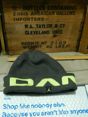 Michael "Air" Jordan MJ > SOCK HAT BEANIE CAP < Yellow/Gray > Ltd Fan Apparel Cover