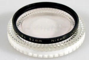 NIKON 52MM L1BC FILTER IN ORIGINAL CASE - Picture 1 of 1