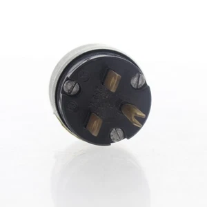 Leviton 5433 Straight Blade Armored Connector Plug NEMA 6-15P 6-15 15A 250V - Picture 1 of 6