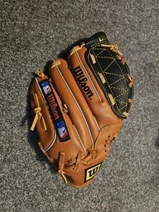 Baseball Glove Wilson 90s Retro Vintage - Picture 1 of 17