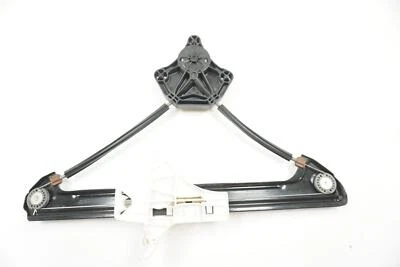 Оригинальный регулятор заднего стекла 17 2015-2019 Volkswagen Golf R б/у (5g4-839-462-c) Rh - Изображение 1 из 4