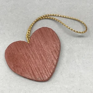 Lot 10 Painted Wooden 1.25” Heart Shapes On Gold Strings - Picture 1 of 9