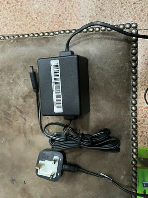 HEWLETT-PACKARD C2177A AC/DC NETZTEIL ADAPTER 30 V UK-STECKER - Bild 1 von 2