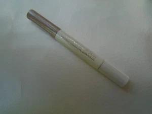 MUA Undress Your Skin Radiant Under Eye Concealer Brilliance New - Picture 1 of 3
