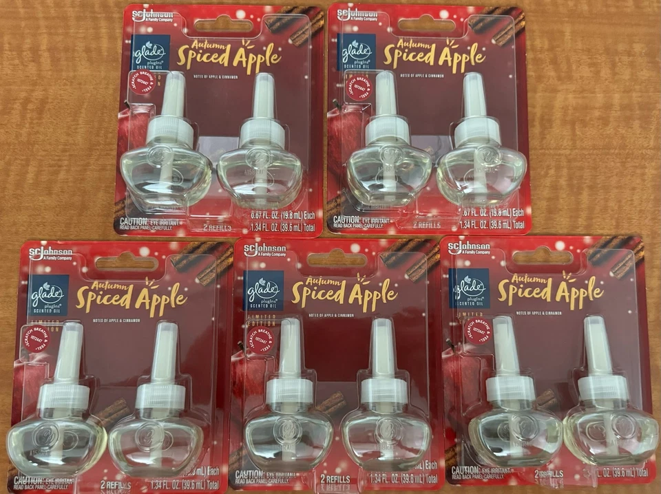 Glade PlugIns 10 Scented Oil Refill Autumn Spiced Apple Limited Edition Cinnamon - Image 1 of 3