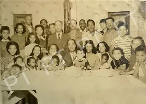 50er Jahre Vintage Original Foto Afroamerikanische Familie Männer Frauen Kinder 5x7 - Bild 1 von 9