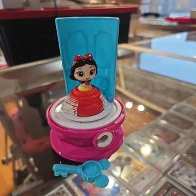 Disney Doorables Micro Motion Series 1 *SNOW WHITE*  - Image 1 of 2