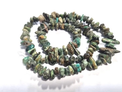 Afrikanischer Türkis Edelstein Splitter Nuggets ~ 3-8mm 1 Strang Chips Perlen - Bild 1 von 3