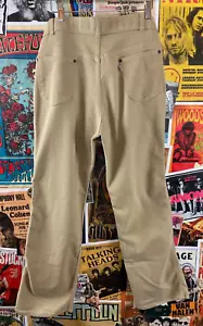Pantalones Levi's caqui vintage de los años 70-80 para hombre 35x30 retro EE. UU. habitación Skosh - Imagen 1 de 9
