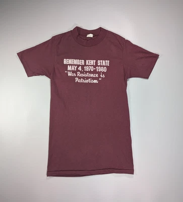 Vintage Kent State Ohio Shootings T-Shirt Anti War Resistance Is Patriotism 1980 Foto 1 de 4