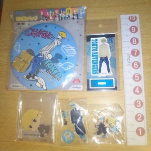 Juego de productos A73473 Tokyo Revengers Chifuyu Matsuno soporte acrílico, insignia de lata grande - Imagen 1 de 8