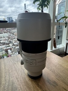 Sony FE 100-400mm f/4.5-5.6 GM OSS Lens - White (SEL100400GM) with original box