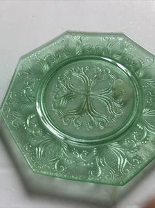 Elegant glass dessert plates set of 8, octagon pineapple pattern Imperial Glass - Picture 1 of 4