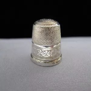 Dedal reposado vintage de plata esterlina JS & S Birmingham estampado 3,5 g C656 - Imagen 1 de 9