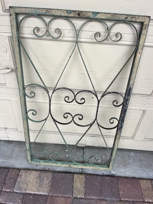 Cerca de ferro forjado vintage peça arquitetura salvamento jardim arte treliça painel - Imagem 1 de 4