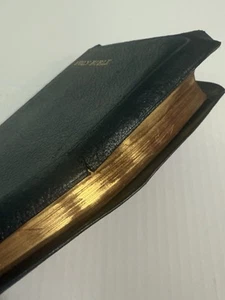 HOLY BIBLE GILDED PAGES Red Lettering Pre Owned - Picture 1 of 15