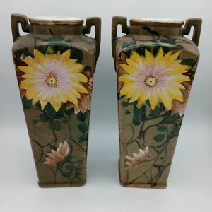 Vintage 2er Set Vasen handbemalt japanische Kunstkeramik Blumen Unikat Wohndeko  - Bild 1 von 11