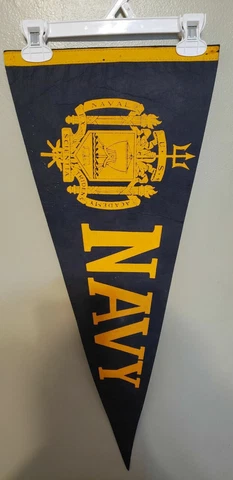 NAVY MIDSHIPMEN NCAA VINTAGE RETRO PENNANT WITH HOLDER Cover