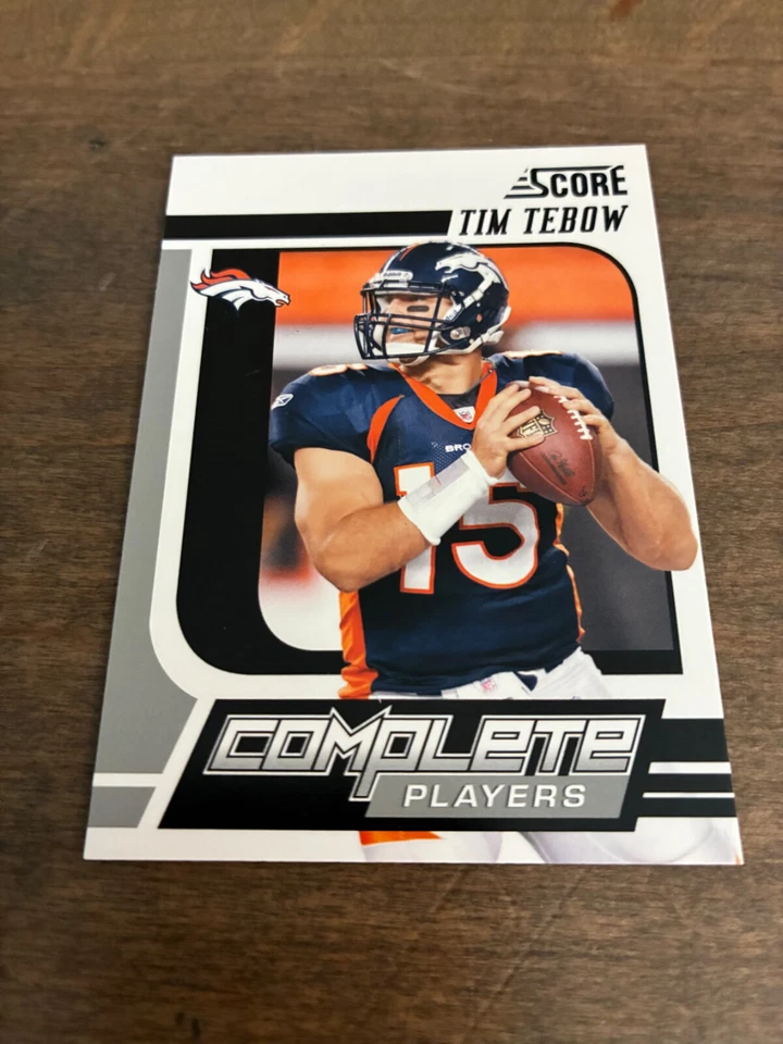  2011 SCORE Tim Tebow "COMPLETE PLAYERS" Card #17  - Image 1 of 1