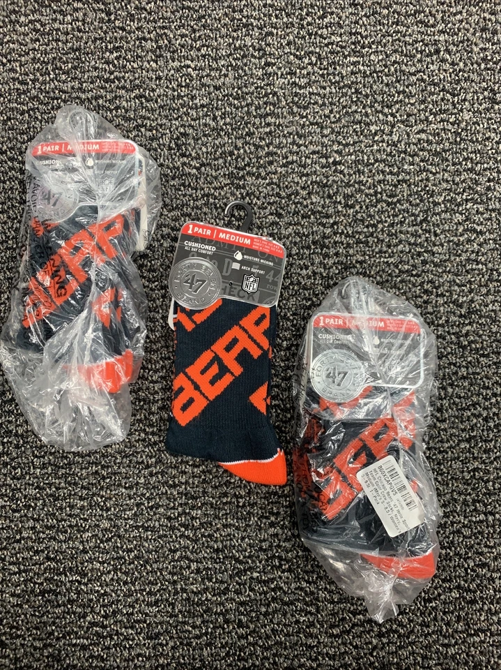 3 pares de calcetines unisex marca Chicago Bears NFL '47 precio de venta sugerido por el fabricante 14,98 USD Foto 1 de 4