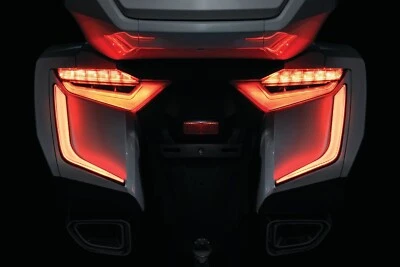 Alforja trasera Kuryakyn 3262 Omni LED detalles Honda Gold Wing GL1800 18-20 Foto 1 de 4