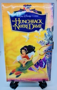 Oh My Disney Jorobado de Notre Dame VHS Bolso sin asas Esmeralda Quasimodo - Imagen 1 de 6