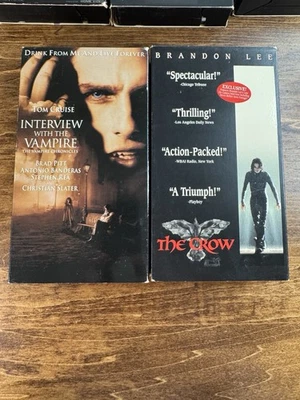 4 Horror VHS ~Interview with the Vampire ~ The Crow~SCREAM~To Die For 🎃👻💀 Foto 1 de 4