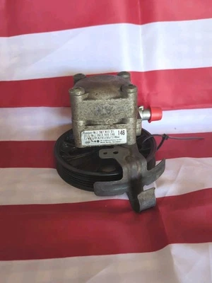 2005-2007 Volvo V70 Power Steering Pump With Pulley 30741121 *W/O R - Image 1 of 4
