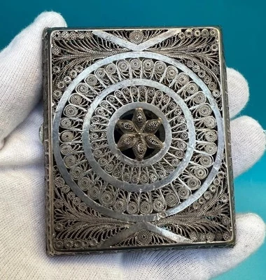 Impresionante estuche de cigarrillos de filigrana decorativo de plata de ley antiguo coleccionable  Foto 1 de 4