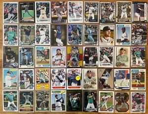 Seattle Mariners Baseball Card Lot w/ Julio Rodriguez, Ken Griffey Jr. Variation