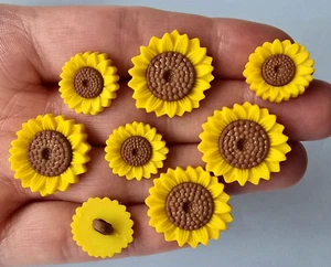 Craft Buttons SUNFLOWER FIELDS Sun Flower Heads Autumn Fall Summer Blooms Garden - Picture 1 of 3