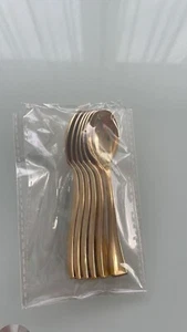 Gold spoons/plastic/Party Supplies/600 bags (6 pieces per bag) - Picture 1 of 1