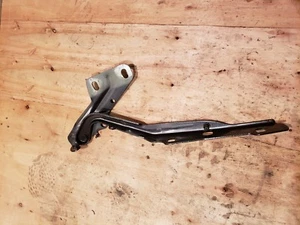 2010-2018 DODGE RAM 1500 3.0L HOOD BONNET RIGHT PASSENGER SIDE HINGE BRACKET OEM - Picture 1 of 5
