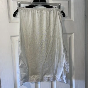 Vintage Slip Skirt Womens Medium Ivory Nylon Side Slit Lace Medium NO TAG 24” L - Picture 1 of 3