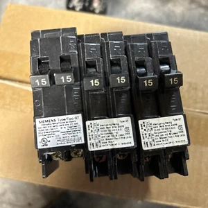 3) Siemens 15A Tandem Single Pole Type QT Circuit Breaker - Picture 1 of 3