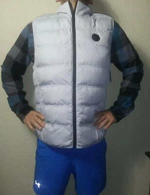 NWT Michael Kors Men's Quilted Puffer Vest.  medium light grey - Image 1 of 4