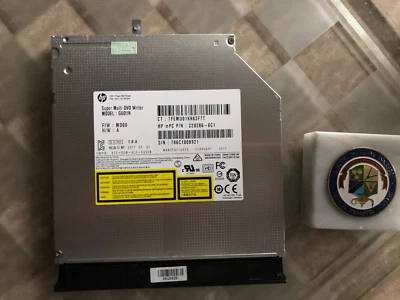 HP Pavilion 15F 15-F039WM 15-F271WM SATA CD/DVD Burner w/Bezel - Image 1 of 4