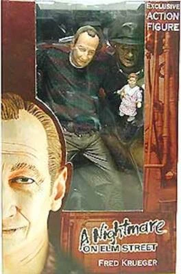 Figura de acción NECA Robert Englund como Freddy Krueger Pesadilla en Elm Street Foto 1 de 3