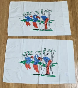 2er Set Augusta Mills Kissenbezüge weiß Golf Golfer kein Eisen Perkal Vintage USA - Bild 1 von 4