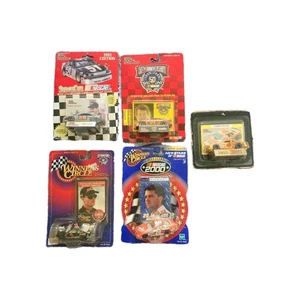 NASCAR set di 5 auto da collezione nuove - Foto 1 di 10