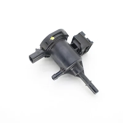 Vanne Vanne de régénération Mercedes Benz GLE Coupe C292 AMG 63 A0014760532 - Photo 1/2