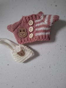 17cm LABUBU PINK & CREAM KNITTED JUMPER WITH cream knitted BAG - Picture 1 of 1