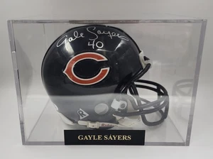 Minicasco firmado por GAYLE SAYERS Chicago Bears Riddell con estuche acrílico certificado de autenticidad - Imagen 1 de 8
