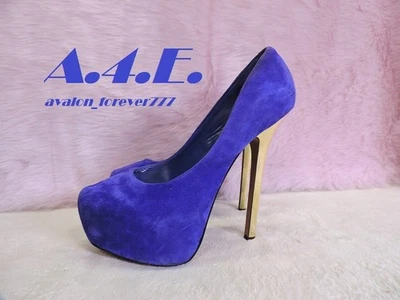 Wild Pair blue Suede and gold platform heels Size Womens 7.5 Mens 6 - Image 1 of 4