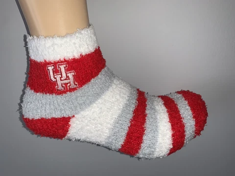 HOUSTON COUGARS NCAA COLLEGE LOGO FUZZY WHITE STRIPE ANKLE SOCKS MEDIUM WOMENS Cover