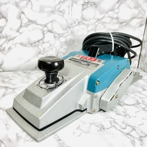 MAKITA PLANER 1806B 170mm 50-60Hz 1200W 12.5A 100V 15000RPM USED From Japan - Picture 1 of 5