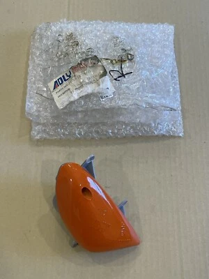 Cubierta decorativa faro señal derecha ADLY Moto Silver Fox Thunder 50 Foto 1 de 4